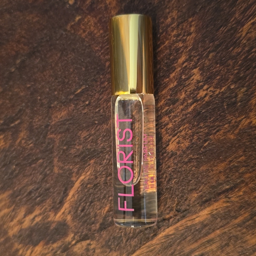 ELLIS BROOKLYN Florist Eau de Parfum Rollerball - .17 fl oz // 5ml NIB